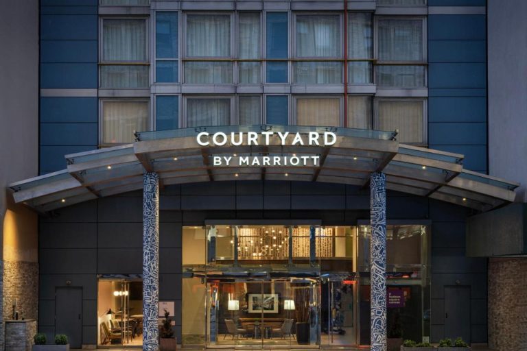 Courtyard by Marriott New York Manhattan/SoHo